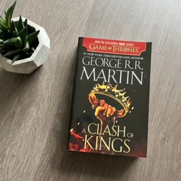 2 for 20$ George R.R. Martin's "A Clash of Kings" Paperback (Game of Thrones) - Picture 1 of 6